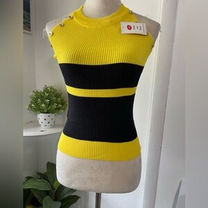 NWT Karla &Karen Yellow black turtleneck sleeveless top size S.
